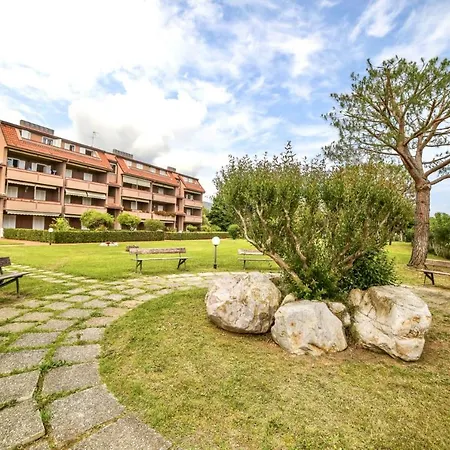 Zona Poeti - Relax In Piscina - Free Parking Appartement Loano