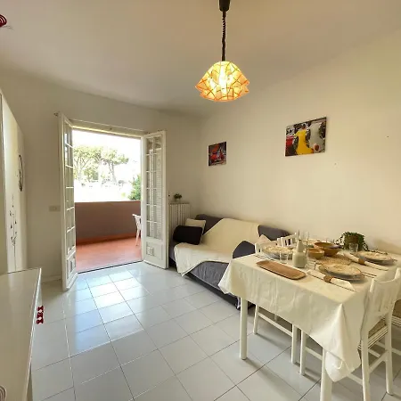 Zona Poeti - Relax In Piscina - Free Parking Appartement Loano